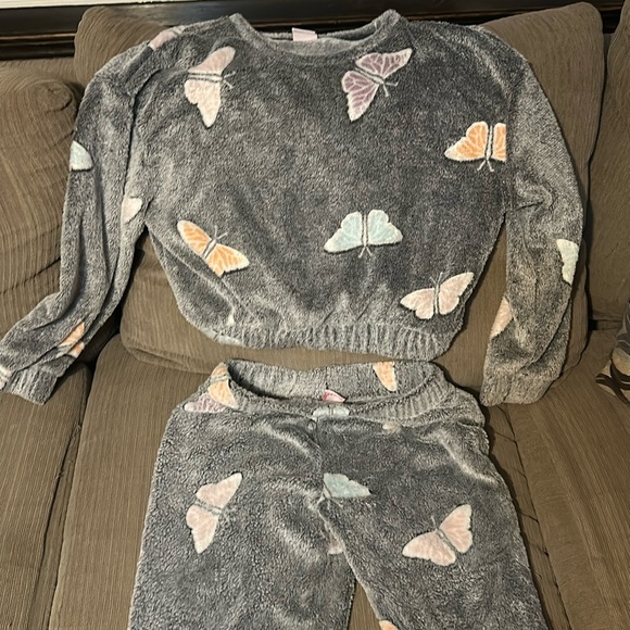 Nobo pajama crop top / pants set - size medium fits a bit small - Picture 1 of 2